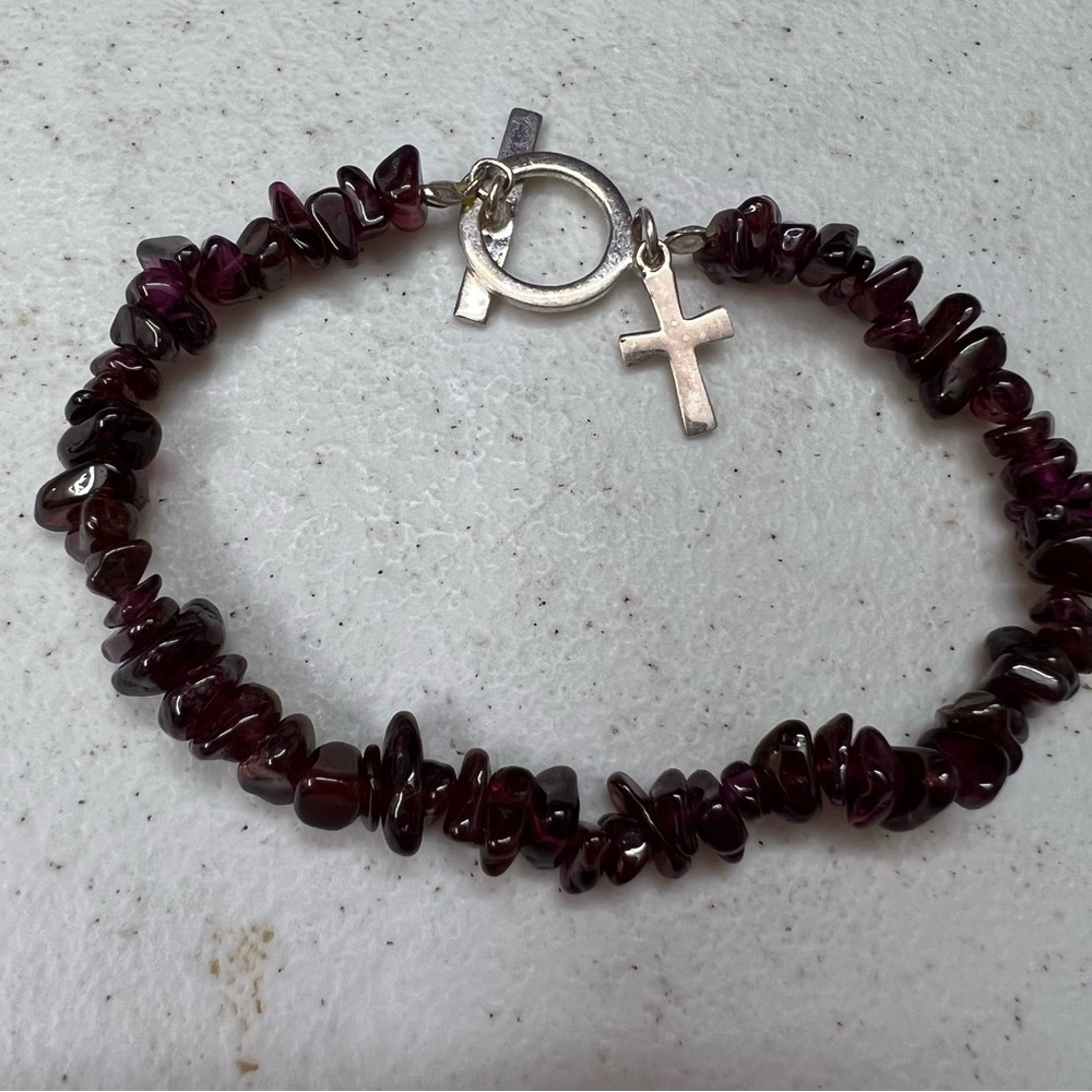 Vintage Sterling Silver Garnet Stone Bracelet w/BELIEVE Toggle Clasp